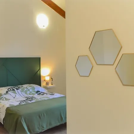 Casa Bienvenida - *